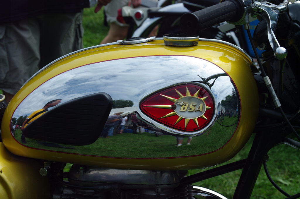 BSA Tank Badge